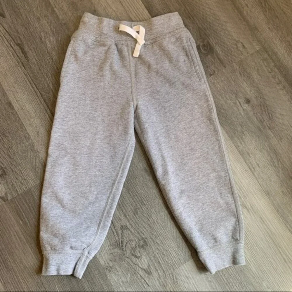 Hanna Andersson Bundle 4T - 5T